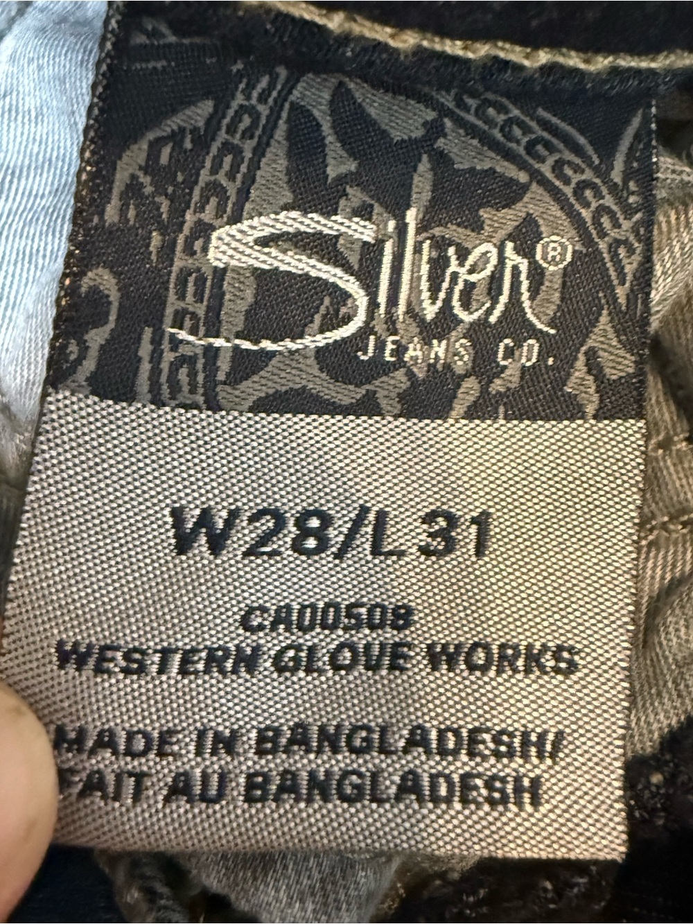 Silver Jeans Distressed Medium Blue Skinny Jeans - Picture 5 of 6